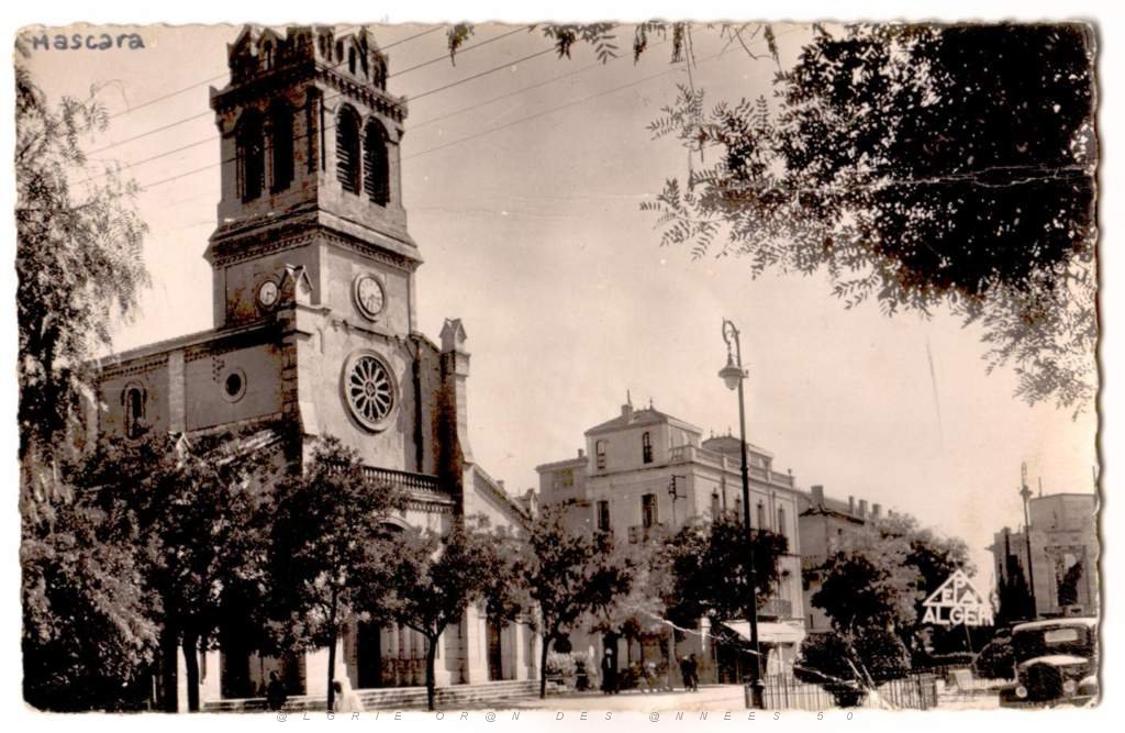 MASCARA 010 L EGLISE SAINT PIERRE 02.JPG